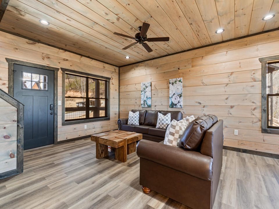 Living room, Seating area, furniture