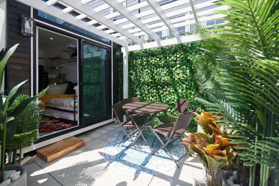 Tiny Living; Big Style Apartment in Oakland
