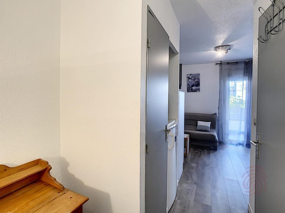Charmant F2 avec Balcons, Proche Thermes, Animaux Acceptés, Wifi, Ascenseur, Parking Gratuit - FR-1-451-206 Apartment in Occitanie