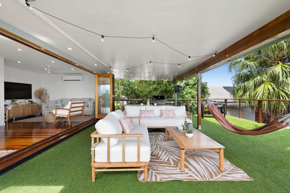 TreasureView Beach House #9 -Entire property House in Coolum Beach