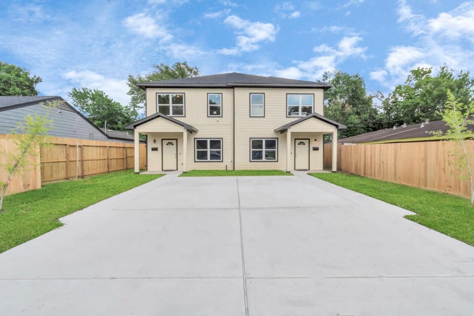 Property building, Parking