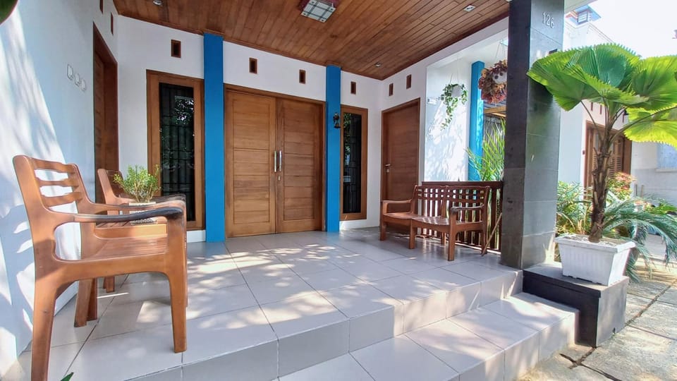 Patio, Balcony/Terrace, Seating area