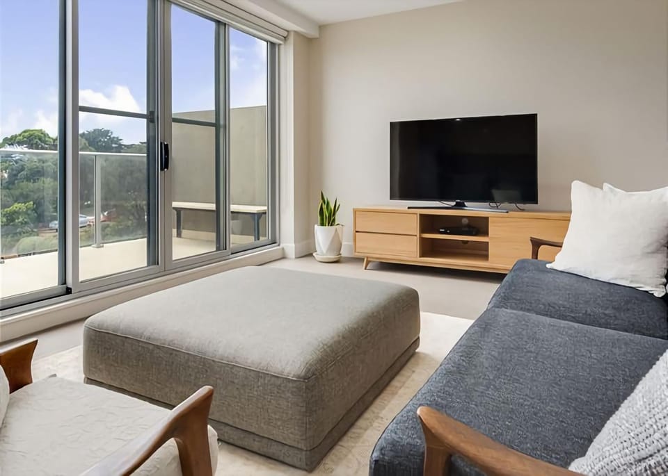 Salt 5 Sorrento walk to beaches shops cafes and restaurants Apartment in Melbourne Road