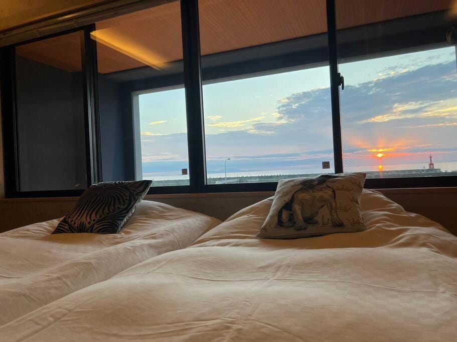 Yiyi Villa Awaji 淡路島西海岸夕日百選のvilla BBQ釣りゴルフ Villa in Hyogo Prefecture