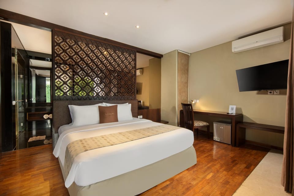 Property building, Lobby or reception