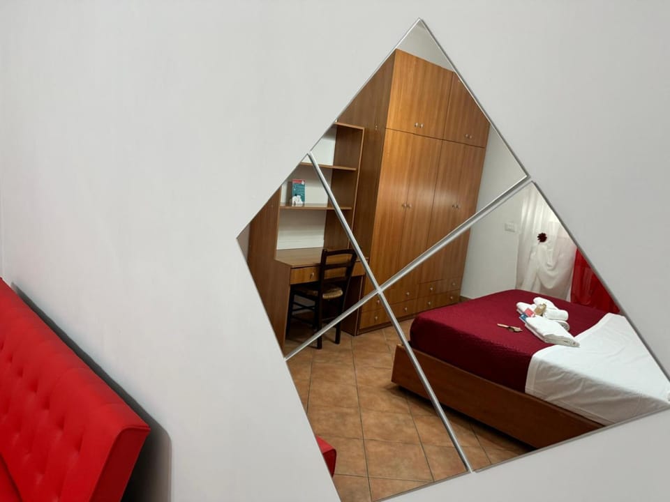 Bed, Photo of the whole room, Bedroom, wardrobe