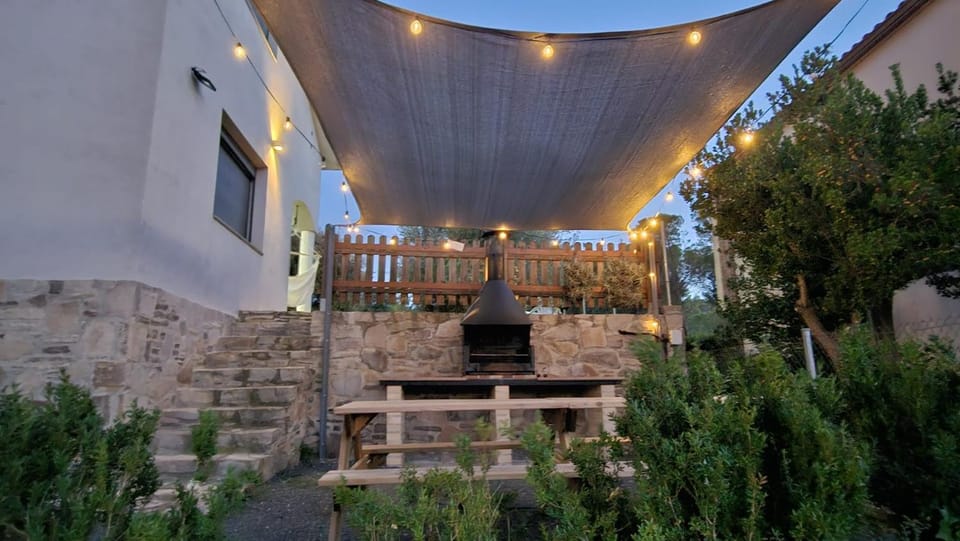 Night, View (from property/room), Dining area, Garden view