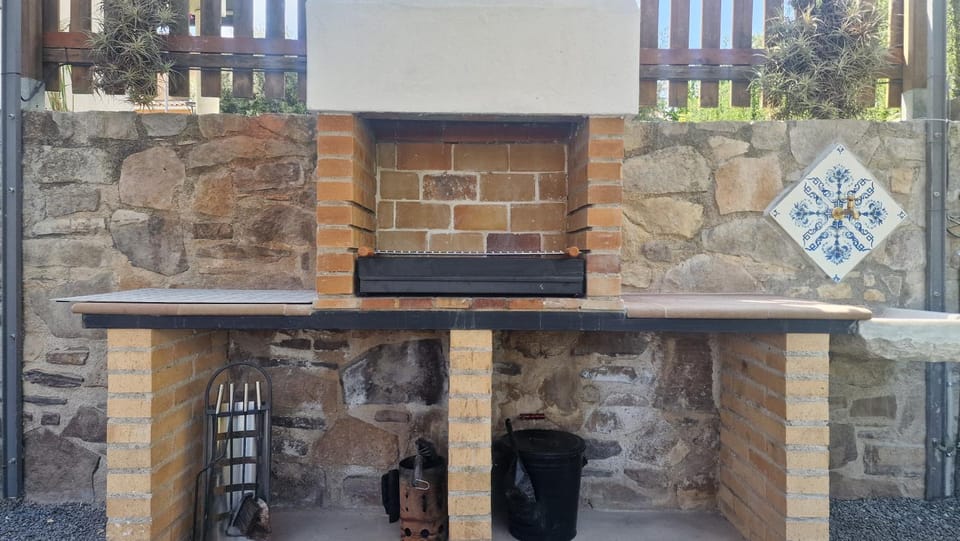 Off site, BBQ facilities, BBQ facilities