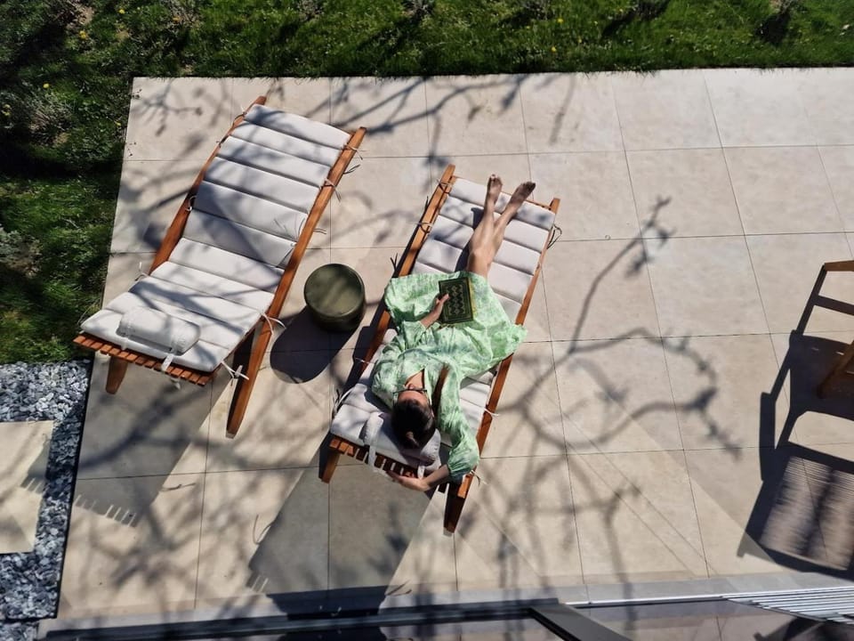 Garden, Balcony/Terrace, sunbed
