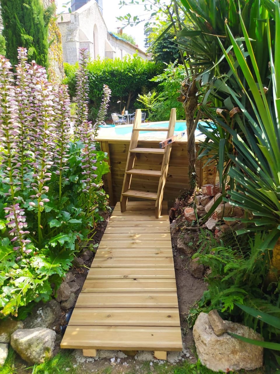 Garden, Swimming pool