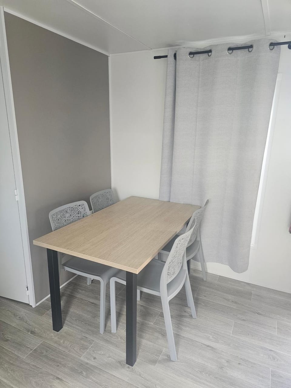 Charmant mobil-home premium 304 Campground/ 
RV Resort in Narbonne