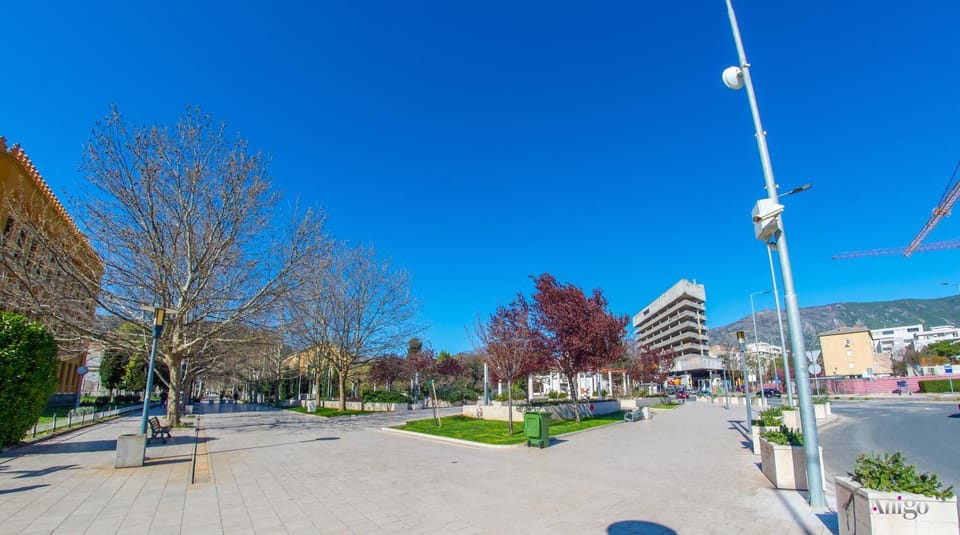 Property building, Day, Street view
