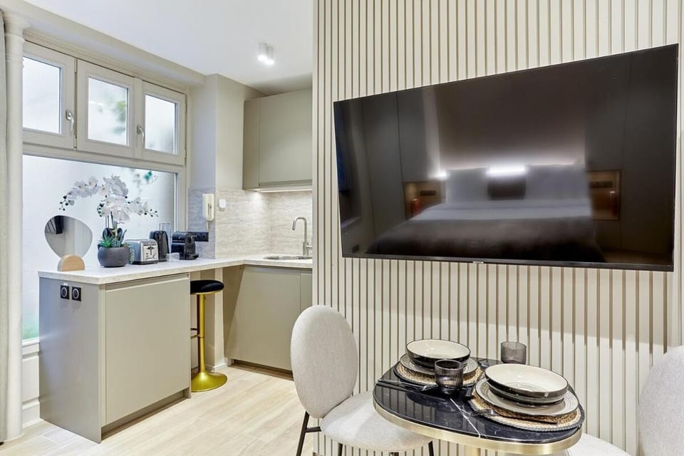 Studio Center of Paris by Studio prestige Apartment in Paris