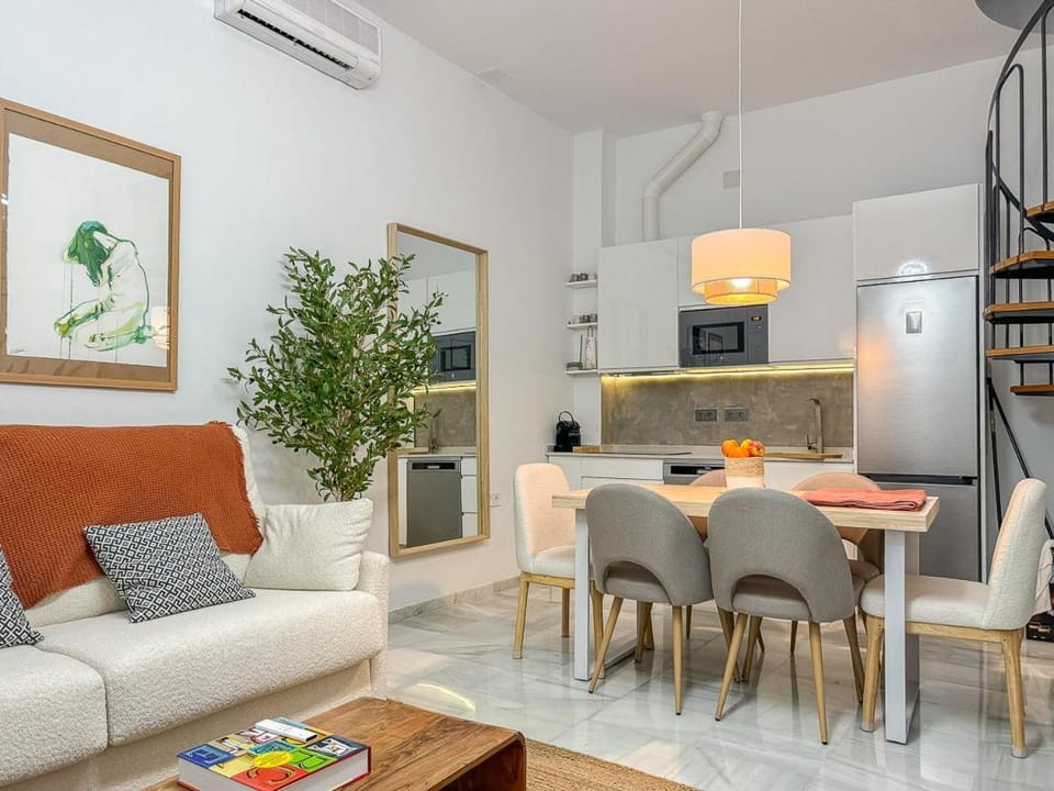 Kitchen or kitchenette, Living room