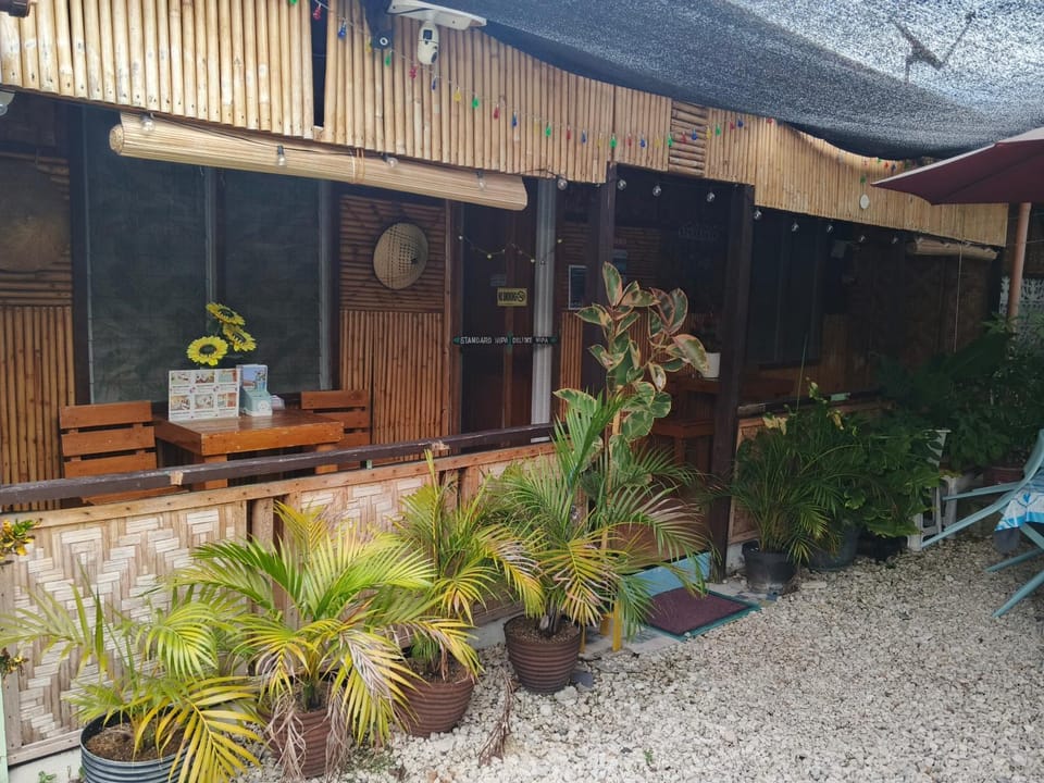 The Cronin Residence Bed and Breakfast in Oslob
