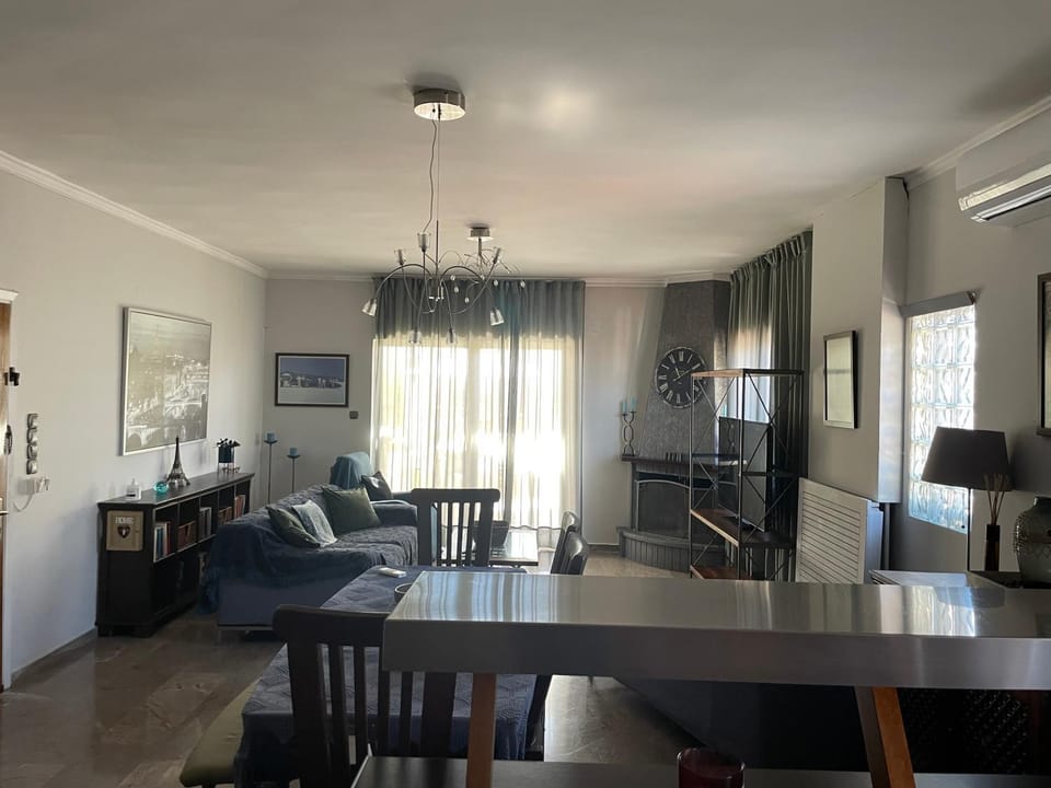 Luxury-Elegant apartment in the heart of Patras​ Apartment in Peloponnese, Western Greece and the Ionian