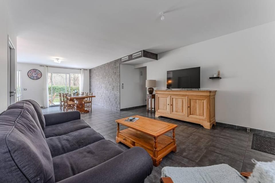 Maison Moderne à 10min des lacs - 6 couchages House in Mimizan