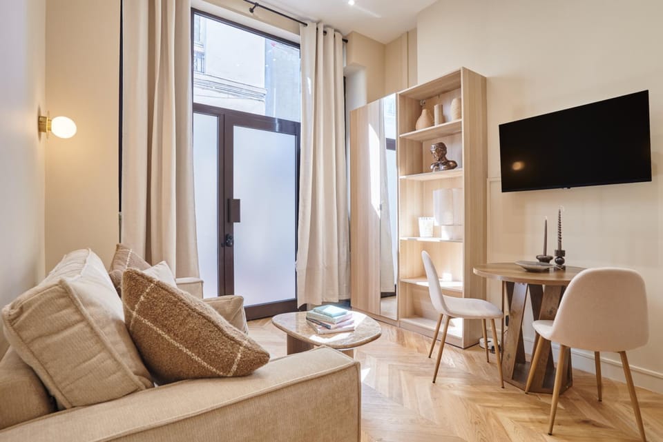 Studio Jardin du Luxembourg by Studio prestige Apartment in Paris