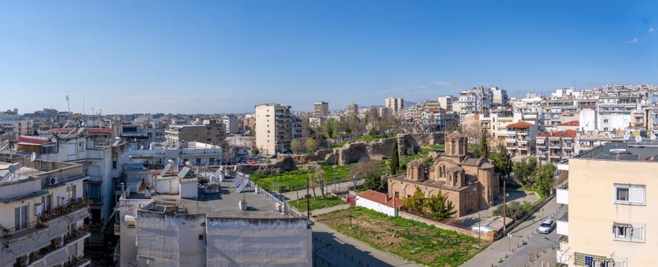 Kosmos Service Apartment Beautiful Studio 3 Apartment in Thessaloniki