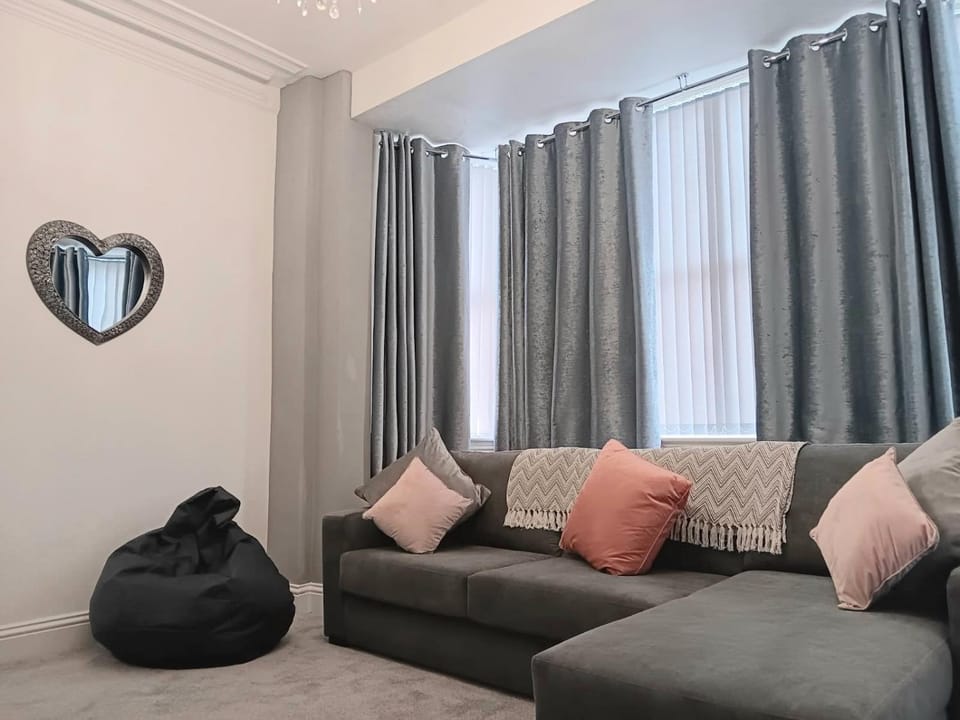 Luxury Town House House in Blackpool