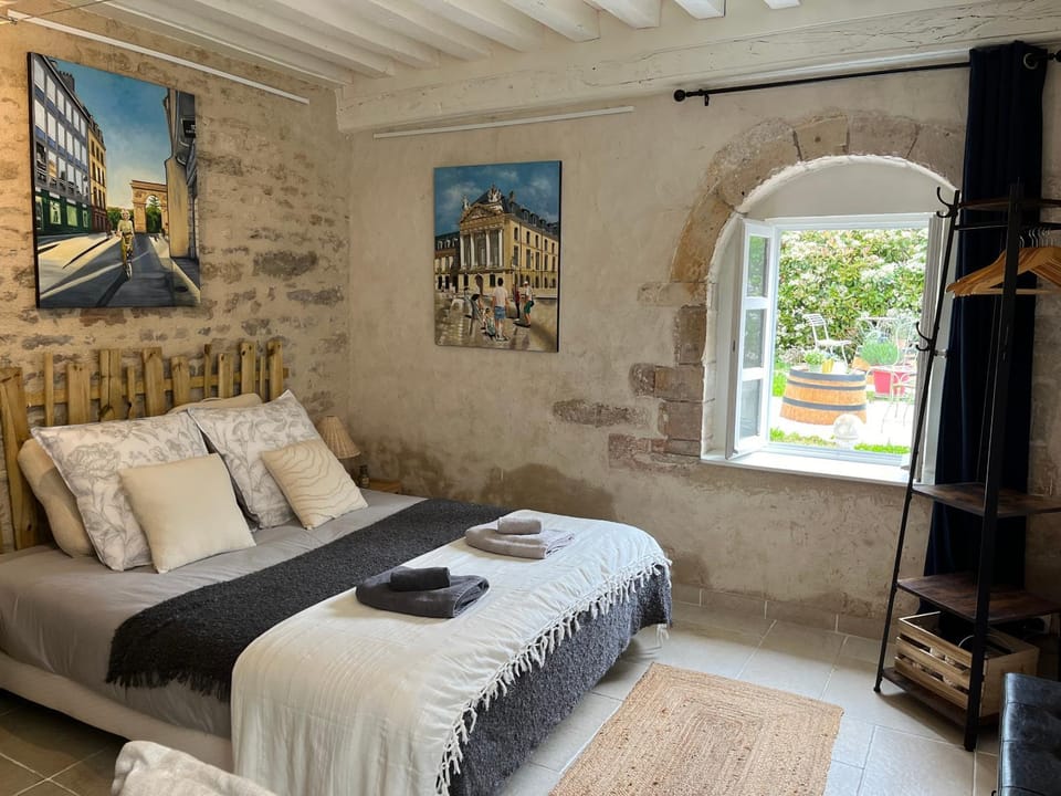 Photo of the whole room, Bedroom, Garden view, Garden view