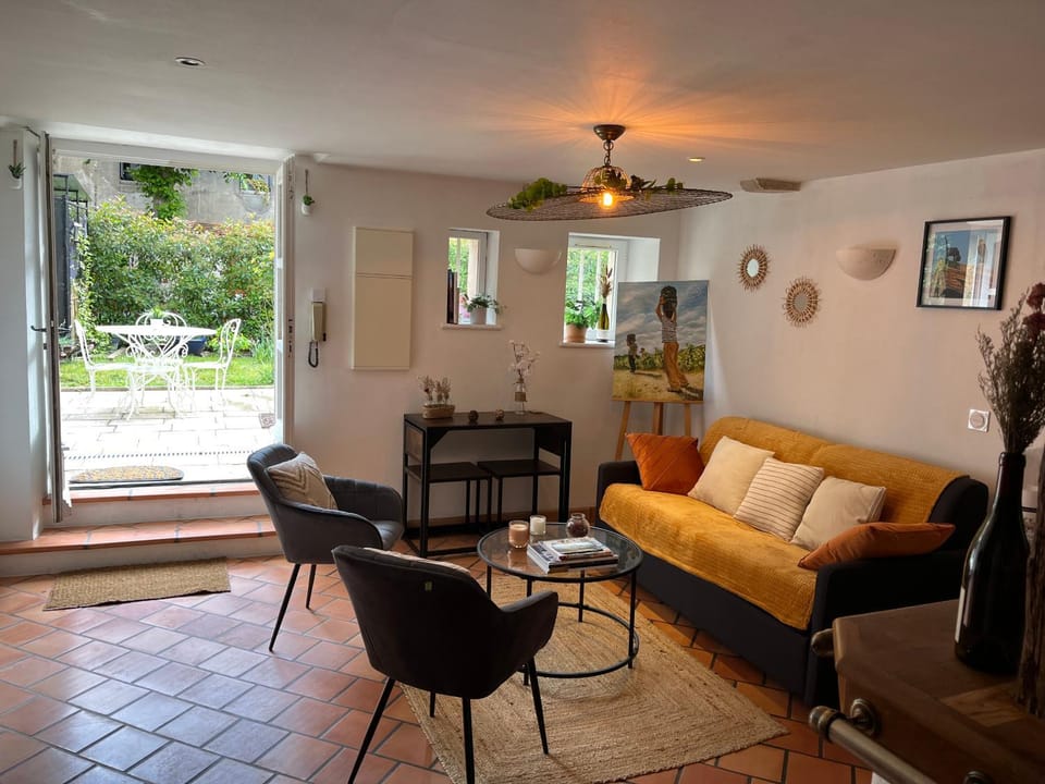 Living room, Lounge or bar, Dining area
