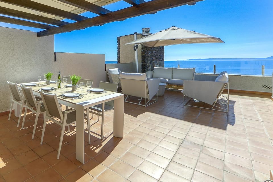 Balcony/Terrace, Balcony/Terrace, Sea view