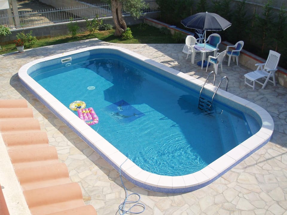 Pool view, Swimming pool