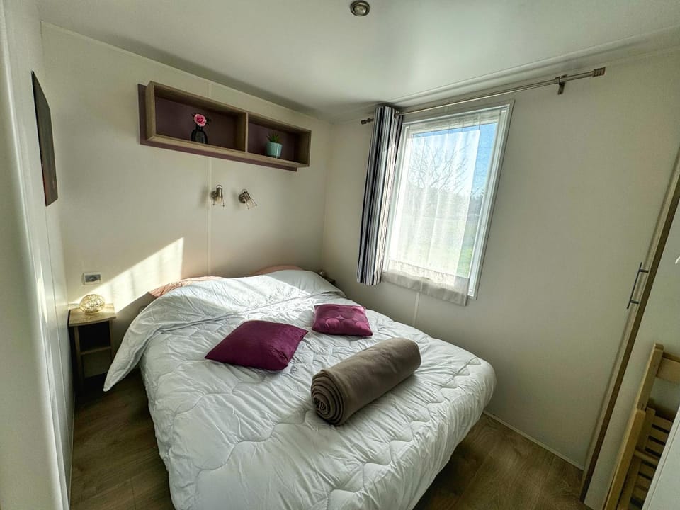 Grand Mobile-Home 6 Places climatisé Campground/ 
RV Resort in Vosges