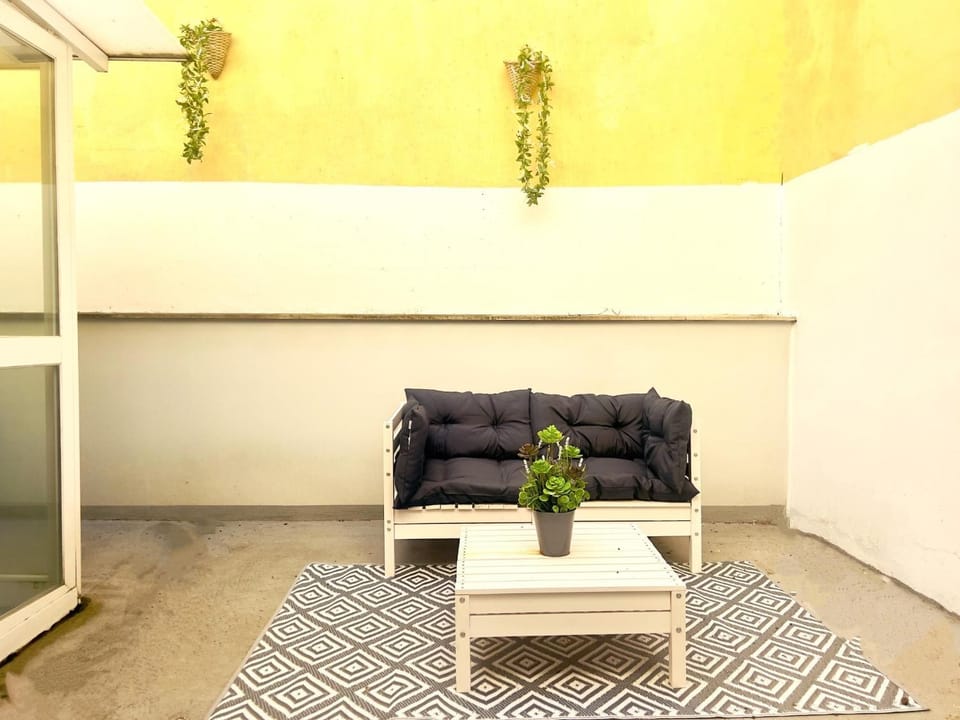 Patio, Inner courtyard view