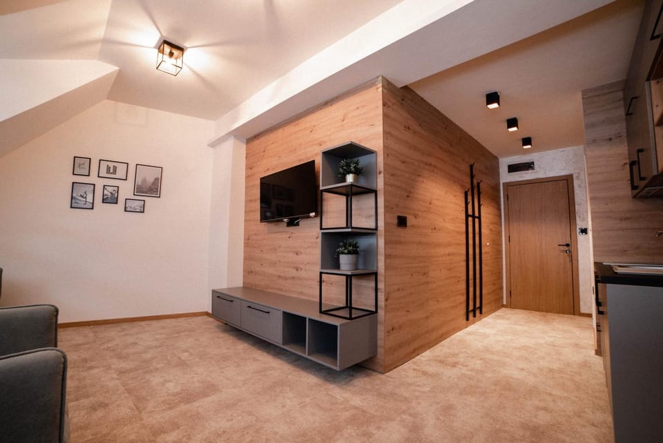 TV and multimedia, Kitchen or kitchenette