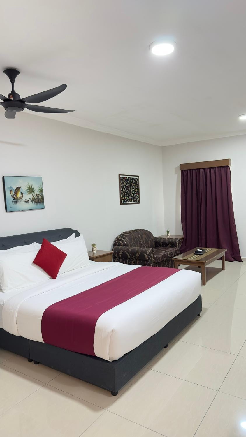Damai Laut Serene Stay Studio Lumut Apartment in Perak