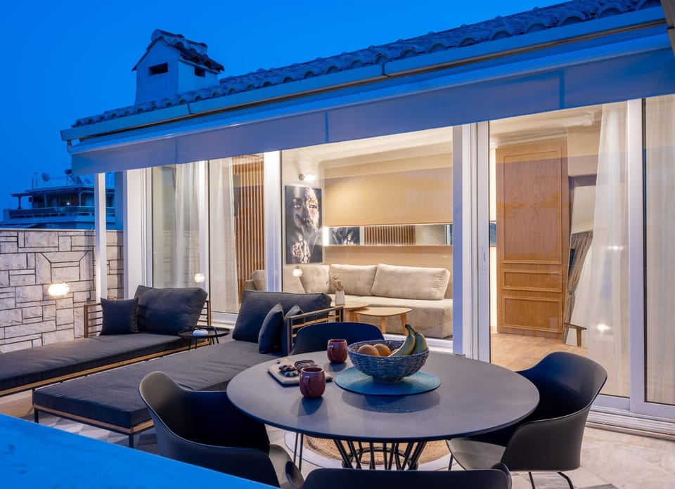 Noho Acropolis Suites x Elise , Olivia Apartment in Athens