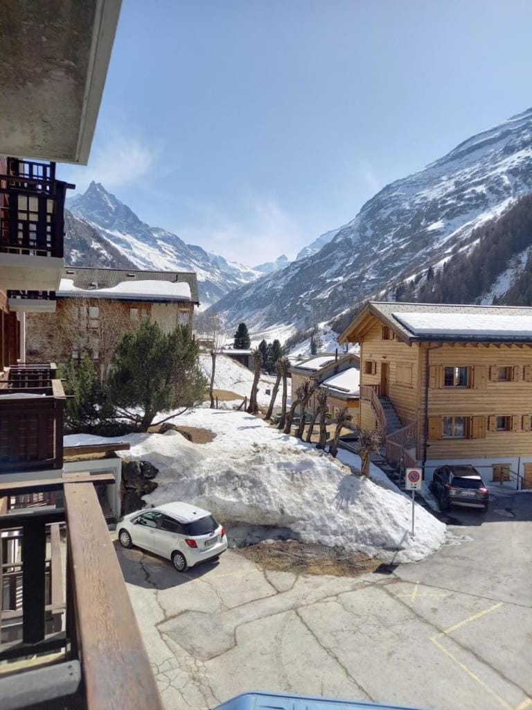 Studio aux Glaciers Apartment in Canton of Valais