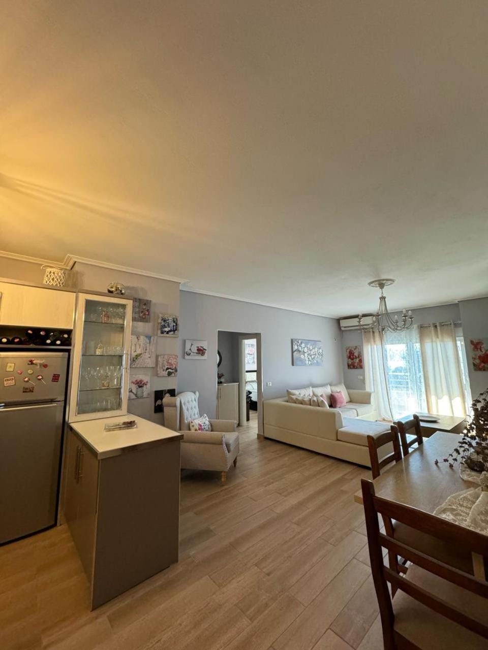 Kitchen or kitchenette, Living room, Dining area