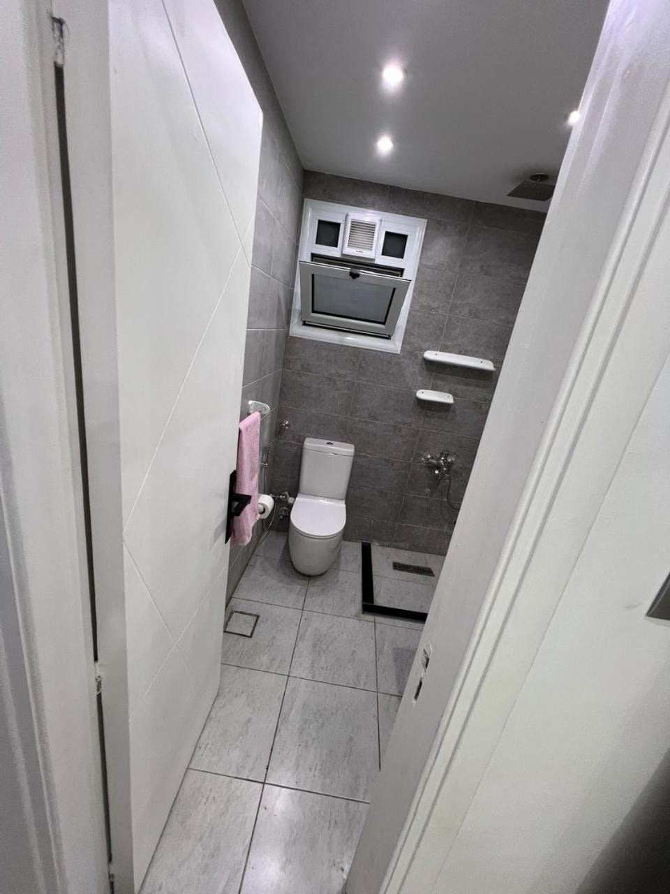 Toilet, Bathroom