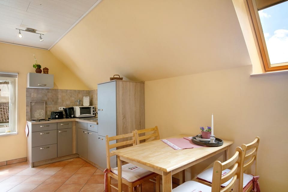 Property building, Kitchen or kitchenette, Living room