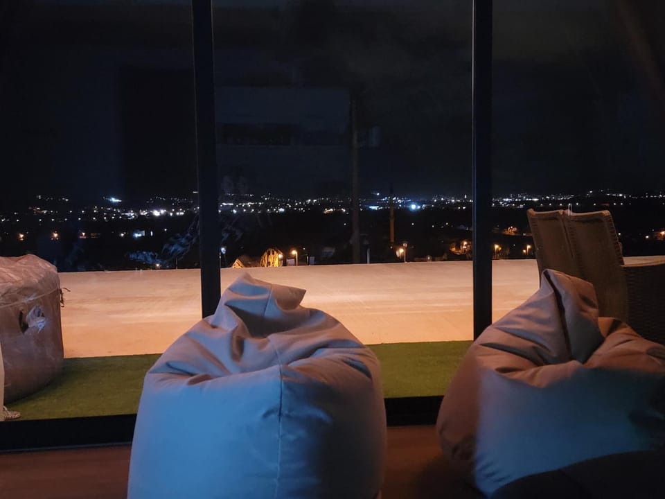 Balcony/Terrace, Living room, Seating area