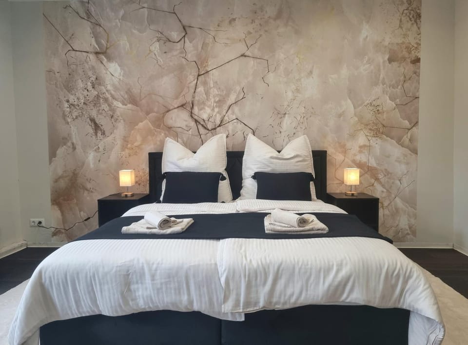 Living room, Bedroom