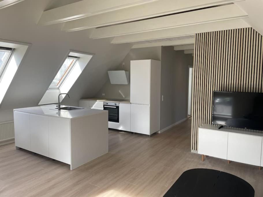 3-bedroom city center w private parking Apartment in Aalborg