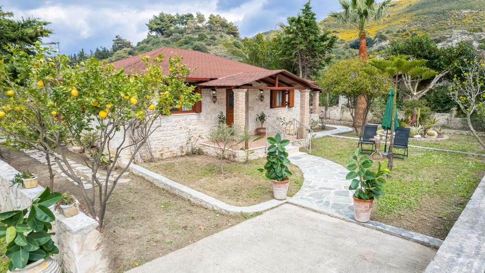 Property building, Garden, Garden