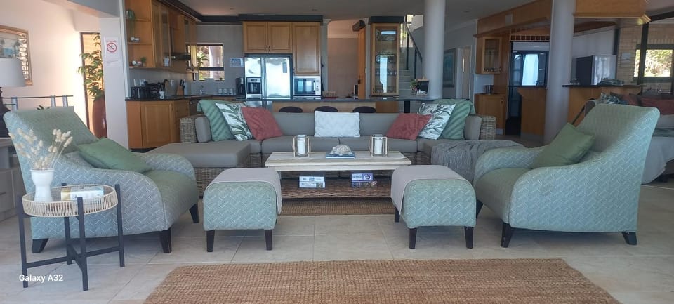 Sunset Beach Villa in Port Elizabeth