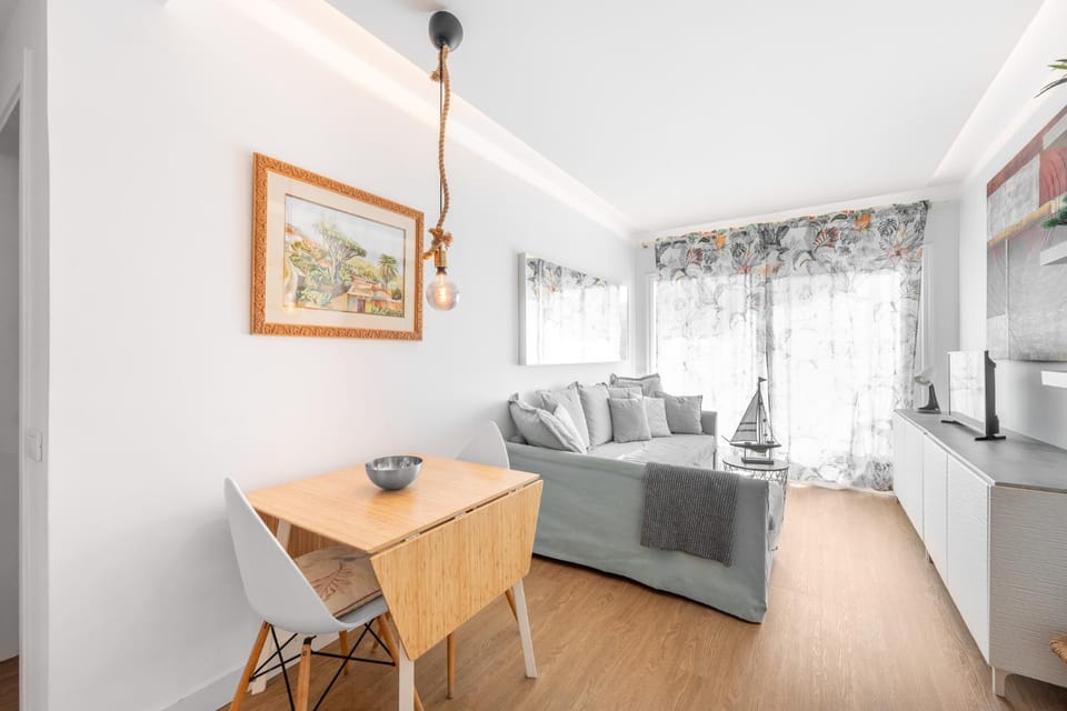 Costa Bella with Ocean View Apartment in Los Cristianos