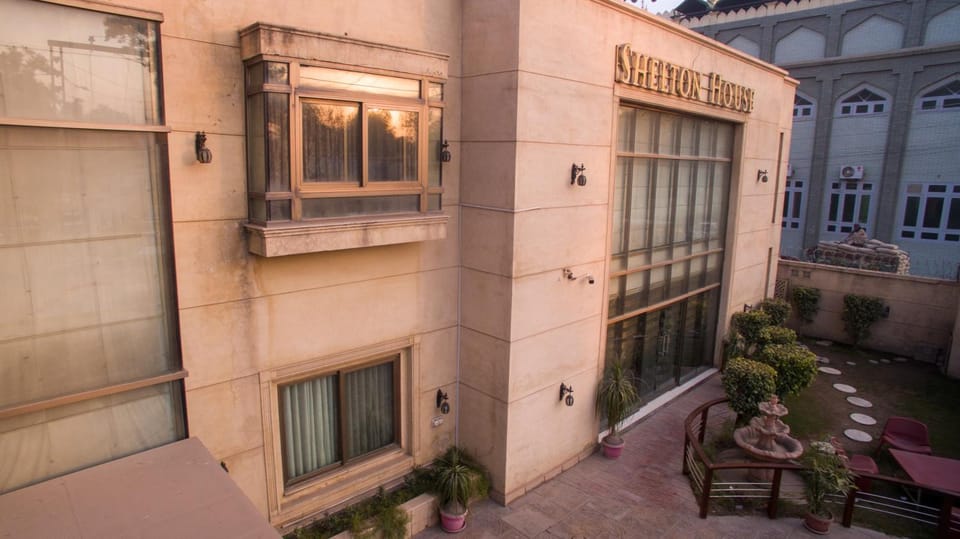 Shelton House Peshawar Bed and Breakfast in Punjab