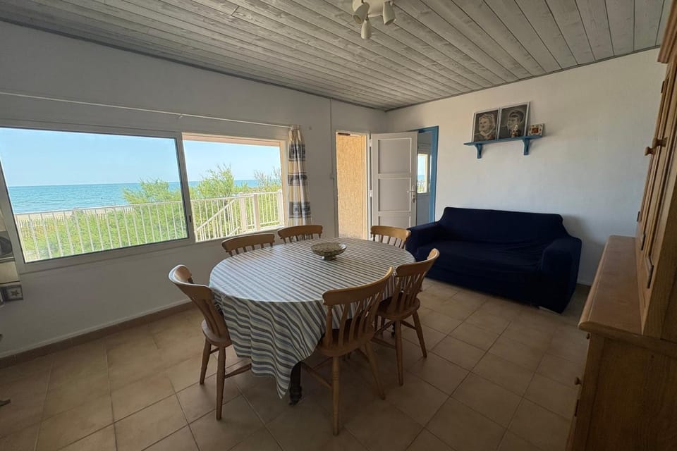 The waterfront House in Occitanie
