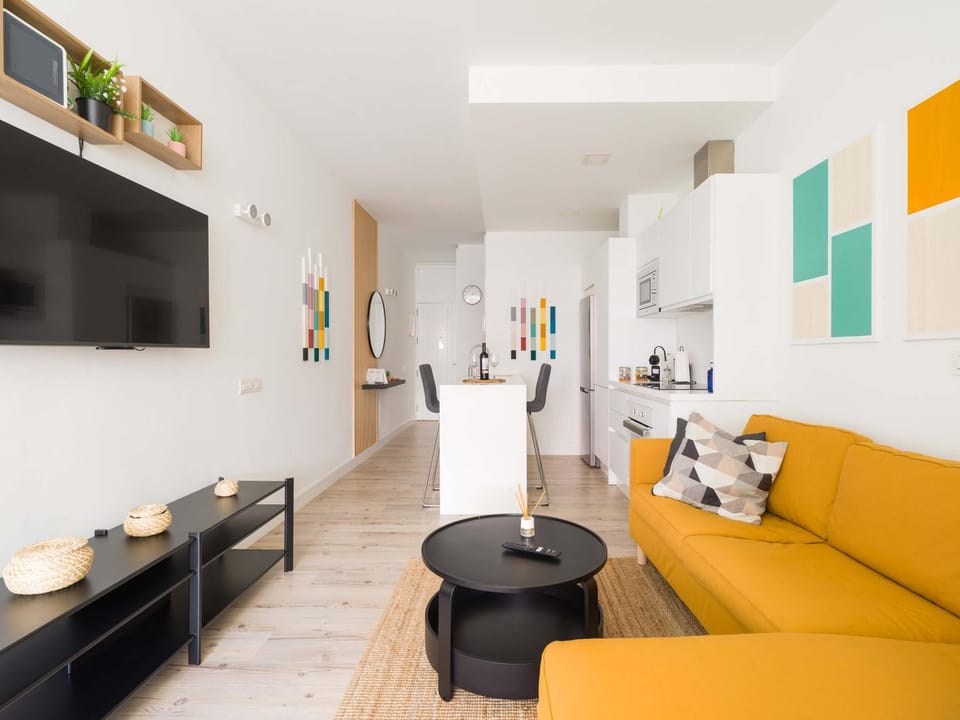 Kitchen or kitchenette, Living room