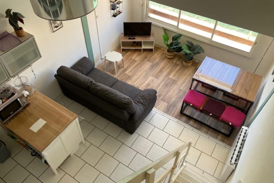 Duplex apartment facing the port Apartment in Occitanie