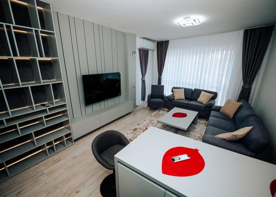 TV and multimedia, Living room, Seating area