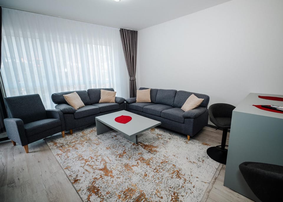 Living room, Seating area, Diving