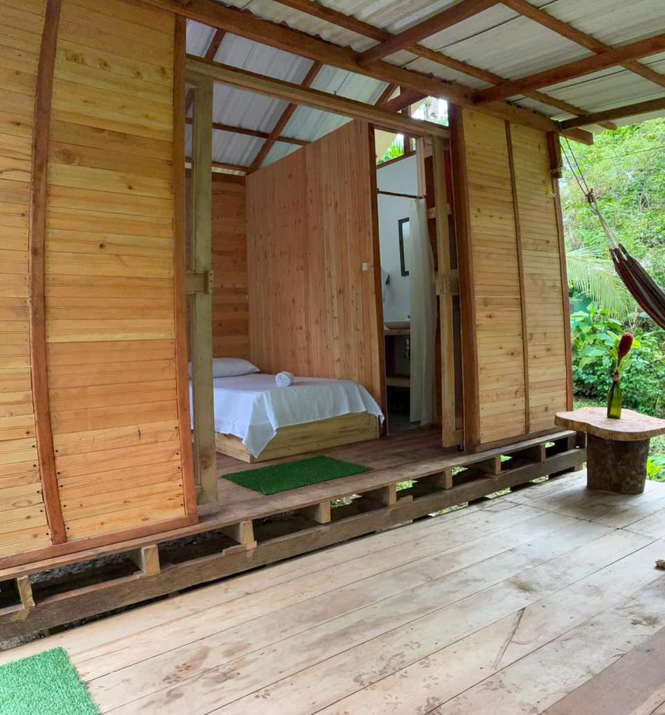 CABAÑA TELLO SURF Hotel in Choco, Colombia